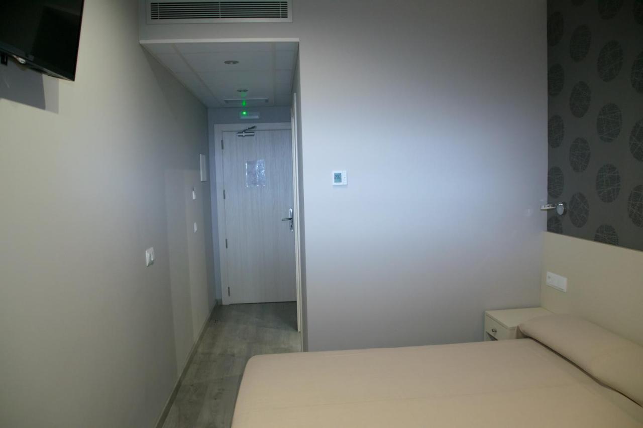 Hotel Siskets Торренте-де-Синка Экстерьер фото